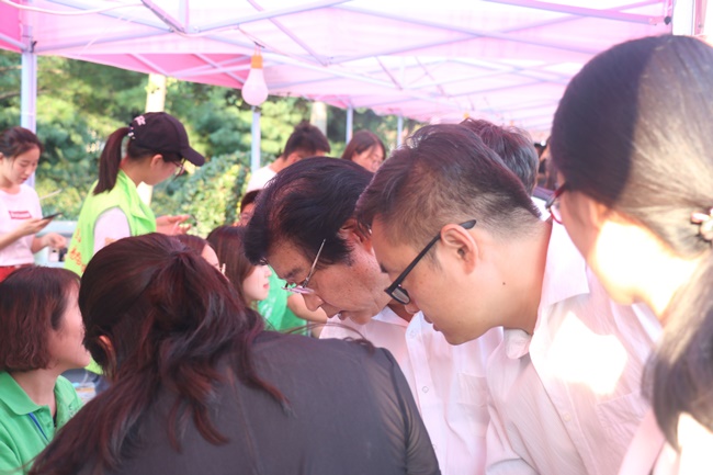 417EDC949A9DCAFCD08DAC5400F3F75A.jpg